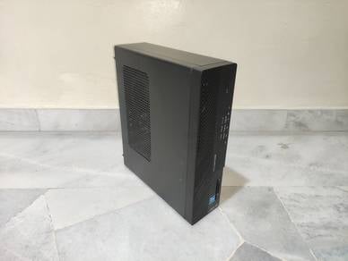 ASUS ExpertCenter D700SC- i5-11500 8GB RAM 480GB S