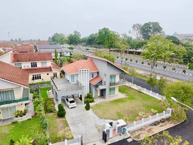 Bungalow House For Sale in Bandar Baru Enstek,NSN