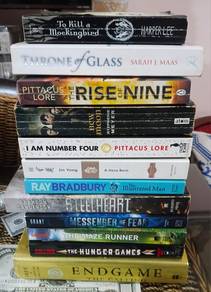 12x Preloved Books (Throne of Glass, Hunger Games,
