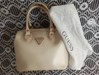 GUESS Handbag Mini Boston Beidge Leather