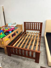 katil kayu supersingle