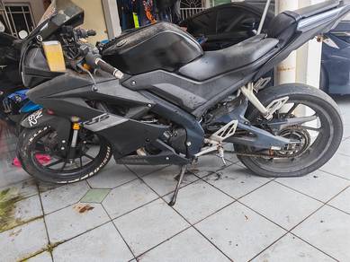 Yamaha R15