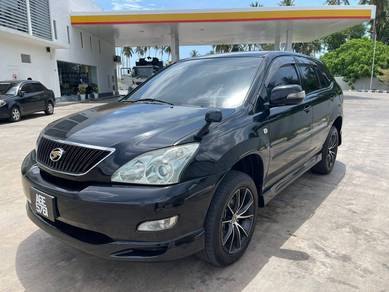 Toyota Harrier 4WD in Bachok, KTN