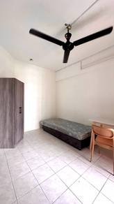 Room in Kota Damansara, SGR