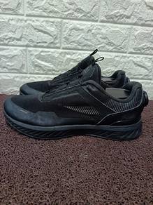Uk7.5 Fila BOA Explorer