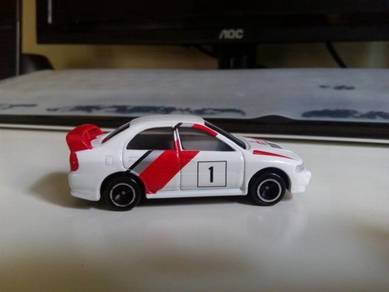 Tomica Mitsubishi Lancer Evo IV