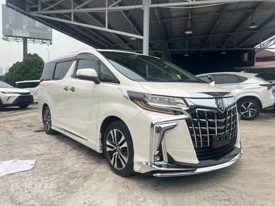 Toyota Alphard SC in Damansara Kim, SGR