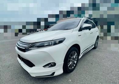 Toyota Harrier HYBRID PREMIUM ADVANCE PACKAGE in Kuching, SWK