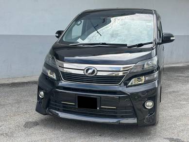 Toyota Vellfire Z GOLDEN EYES in Bandar Bukit Tinggi, SGR