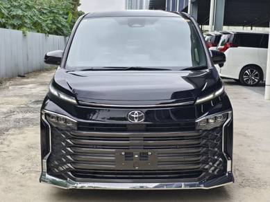 Toyota Voxy S-Z in Kajang, SGR