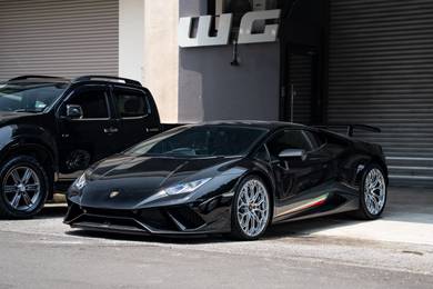 Lamborghini Huracan LP 640-4 PERFORMANTE in Kota Damansara, SGR
