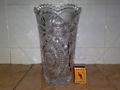 Pasu kristal crystal vase 9.25 inchi