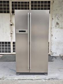 Jenama Electrolux 2door fridge side by side 618L
