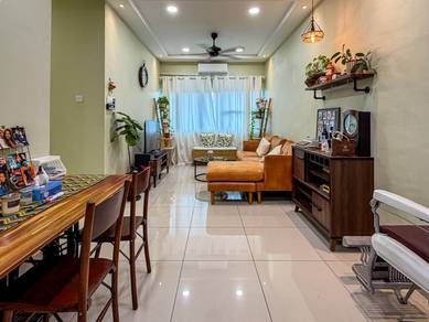 Condominium For Sale in 1 Razak Mansion