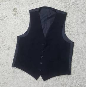 Reversible Black and grey vest
