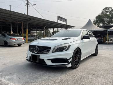 Mercedes Benz A45 45 AMG (CBU) in Kajang, SGR
