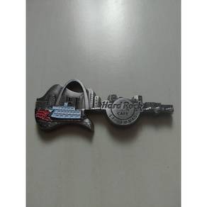 SALE. Hard Rock Cafe St Louis 3D Skyline magnet