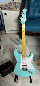 Guitar electric ss 120 for sale