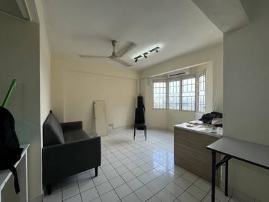 Apartment For Sale in Desa Dua Aman Puri