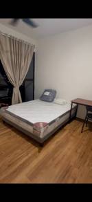 Apartment For Rent in Admiral Residences