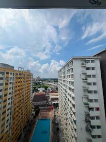 Apartment For Sale in Palm Garden Apartment