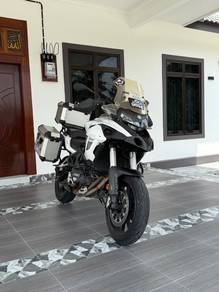 Benelli TRK 502 LE