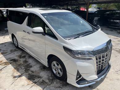 Toyota Alphard X in Ampang, KUL