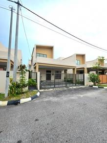 Bungalow House For Sale in Lunas,KDH