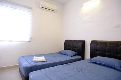 single bed set ( mattress and bed frame)