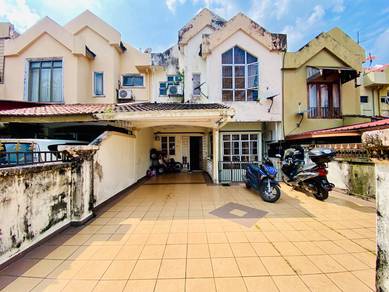 2.5-storey Terraced House For Sale in Ampang,SGR