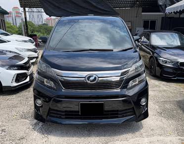 Toyota Vellfire Z GOLDEN EYES in Desa Petaling, KUL