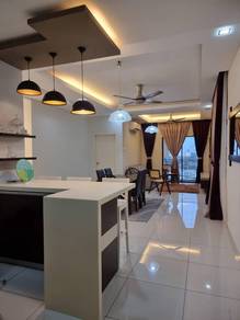 Condominium For Rent in Kristal View
