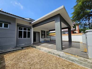 Semi-Detached House For Sale in Alai,MLK