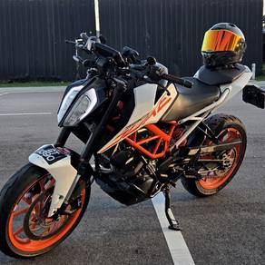 KTM 390 Duke