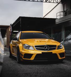 Mercedes Benz C63 63 AMG (CBU) in Bandar Botanic, SGR