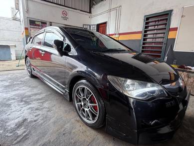 Honda Civic i-VTEC in Kuala Krai, KTN