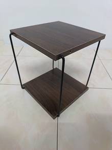 Meja kecil 