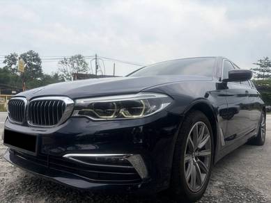 BMW 520i 20i LUXURY in Kajang, SGR