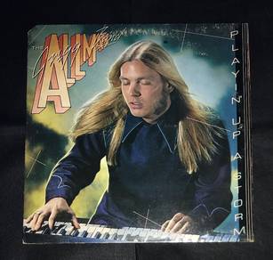 THE GREGG ALLMAN BAND-PLAYIN UP A STORM LP RECORDs