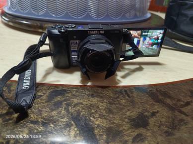 Camera Samsung EX2F (Flip)