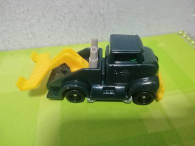1994 Hotwheels McD Tow Truck