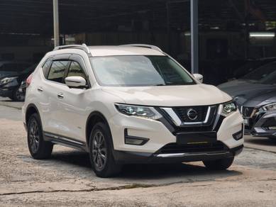 Nissan X-Trail X-TRONIC CVT HYBRID in Salak Selatan, KUL