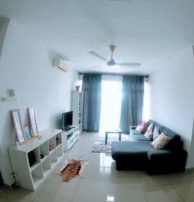 Condominium For Sale in Dwiputra Residences