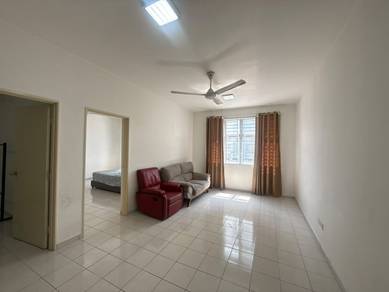 Apartment For Sale in Molek Ria