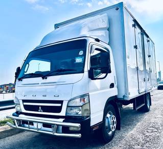 Mit Fuso FE85PG 2020 Local 17ft BOX Green Eng