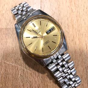 Seiko 5 SNXJ92 Automatic Watch Made In Japan
