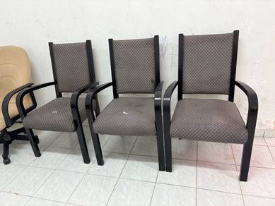 3 kerusi 