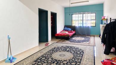 Apartment For Sale in Taman Royal Lily