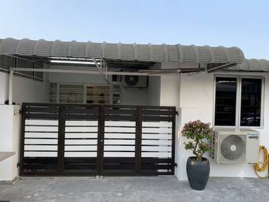 1-storey Terraced House For Sale in Bandar Hilir,MLK