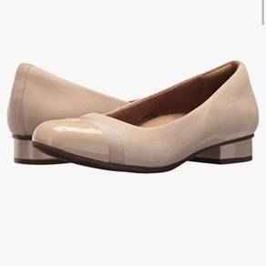 Clark’s Light Pink Pumps Clarks Low Heel Shoes